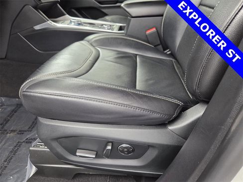 Used 2020 Ford Explorer ST w/ ST Street Pack image 26