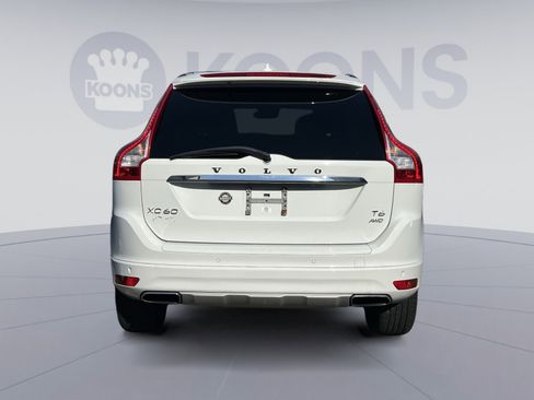 Used 2017 Volvo XC60 T6 Dynamic w/ Preferred Option Package image 4