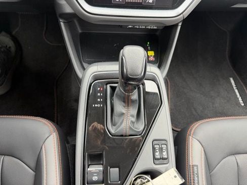 Certified 2025 Subaru Crosstrek 2.5i Limited AWD/4WD image 16