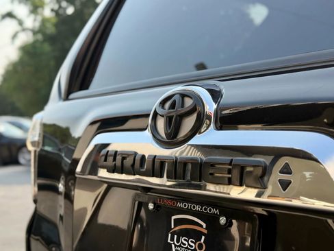 Used 2016 Toyota 4Runner Limited image 38