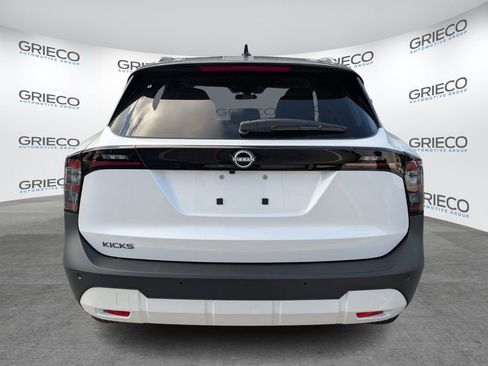 New 2026 Nissan Kicks SV w/ SV Premium Package FWD image 6