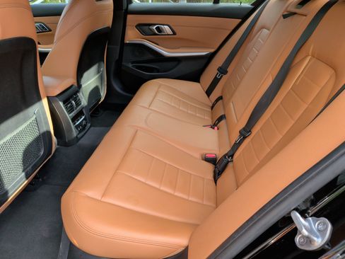 Used 2020 BMW 330i xDrive Sedan w/ Premium Package AWD/4WD image 37