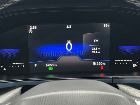 Certified 2022 Volkswagen Taos SE image 24