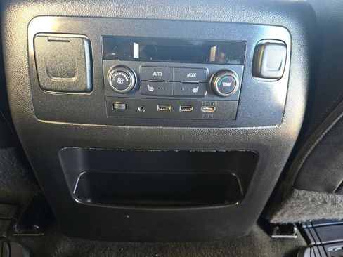 Used 2017 Chevrolet Tahoe LT image 24