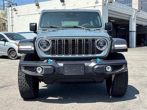 Used 2025 Jeep Wrangler Unlimited Rubicon 4xe w/ Convenience Group image 7