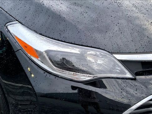 Used 2016 Toyota Avalon XLE FWD image 26