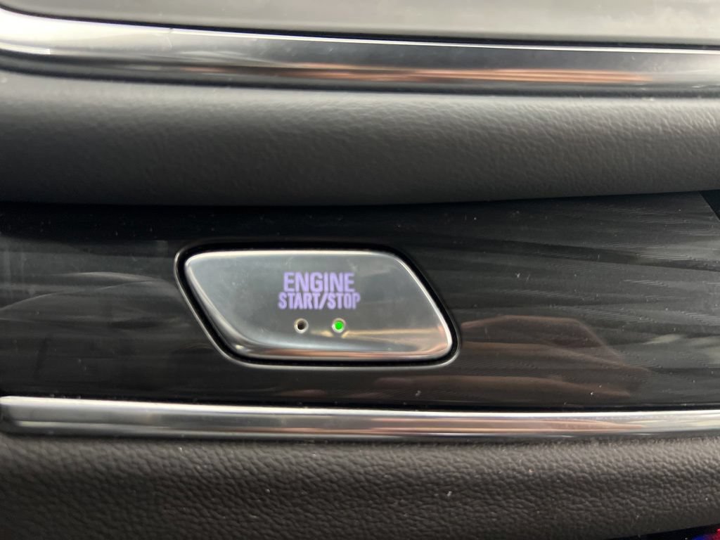 Used 2024 Buick Enclave Essence w/ Technology Package FWD image 16