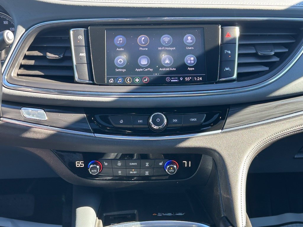 Used 2022 Buick Enclave Essence w/ Experience Buick Package AWD/4WD image 12