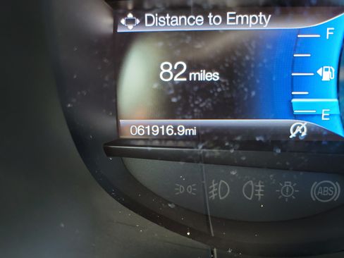 Used 2021 Ford Edge SE FWD image 28