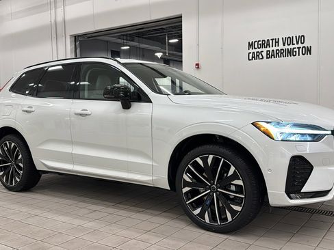 New 2026 Volvo XC60 B5 Ultra w/ Protection Package Premier image 3