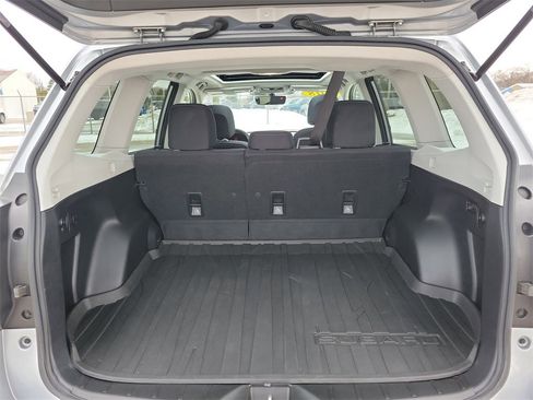 Used 2018 Subaru Forester 2.5i Premium w/ All-Weather Package image 7