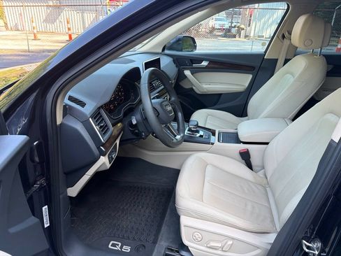 Used 2020 Audi Q5 2.0T Premium Plus AWD/4WD image 8