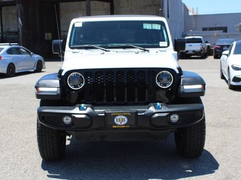 Used 2023 Jeep Wrangler Unlimited AWD/4WD image 2
