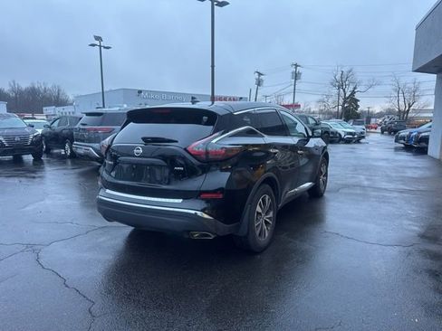 Used 2020 Nissan Murano S image 2