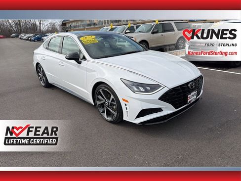 Used 2023 Hyundai Sonata SEL Plus FWD image 1