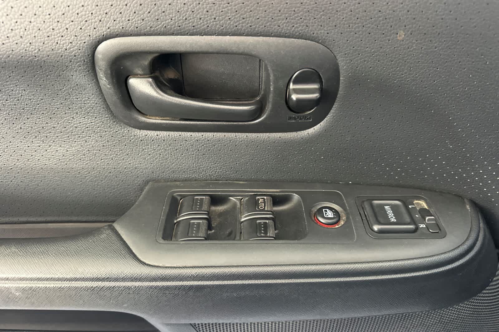 Used 2005 Honda CR-V EX image 14