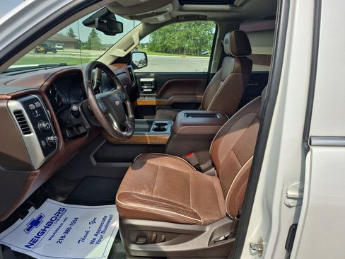 Used 2018 Chevrolet Silverado 1500 High Country image 9