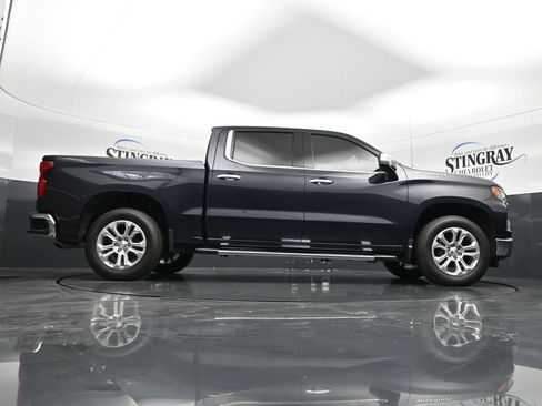 Used 2022 Chevrolet Silverado 1500 LTZ image 24