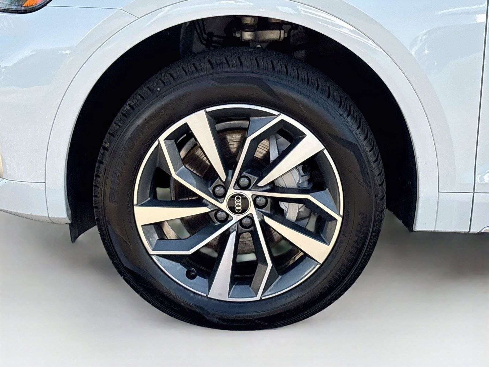 Used 2024 Audi Q5 2.0T Premium Plus AWD/4WD image 36