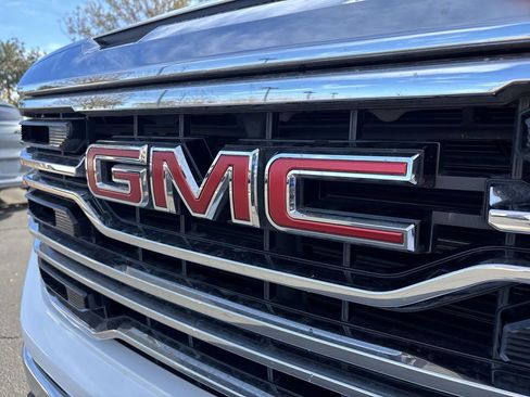 Used 2025 GMC Sierra 1500 SLT image 31