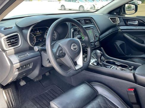 Used 2023 Nissan Maxima Platinum w/ Sport Mat Group FWD image 17
