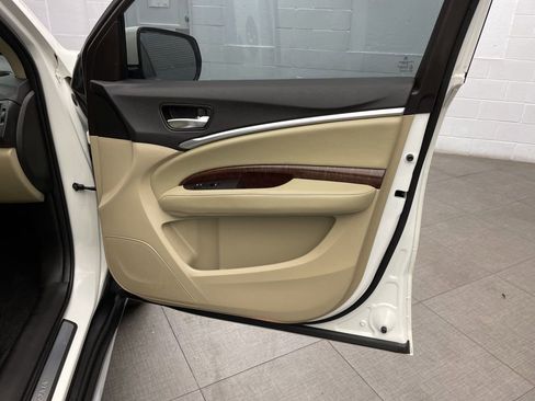 Used 2018 Acura MDX FWD image 25