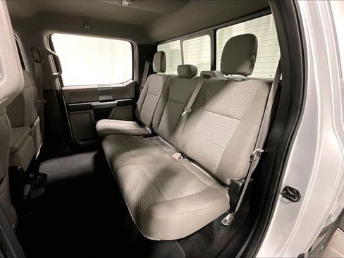 Used 2018 Ford F150 XLT w/ Equipment Group 302A Luxury AWD/4WD image 26