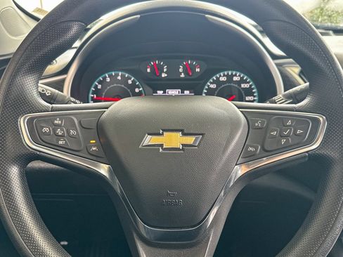 Used 2024 Chevrolet Malibu LT image 24