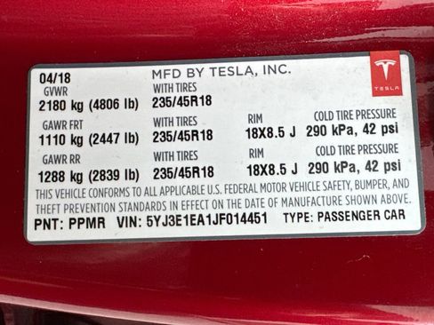 Used 2018 Tesla Model 3 Mid Range RWD image 28