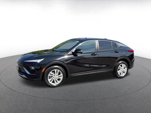 Used 2025 Buick Envista Preferred image 8