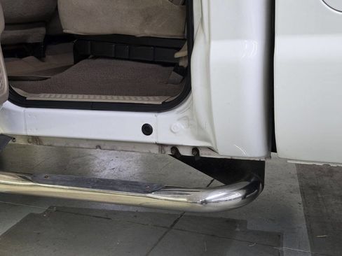 Used 2000 Ford F350 XLT image 38