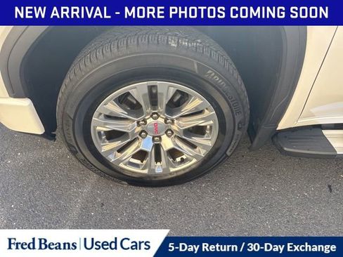 Used 2019 GMC Sierra 1500 Denali w/ Technology Package AWD/4WD image 2