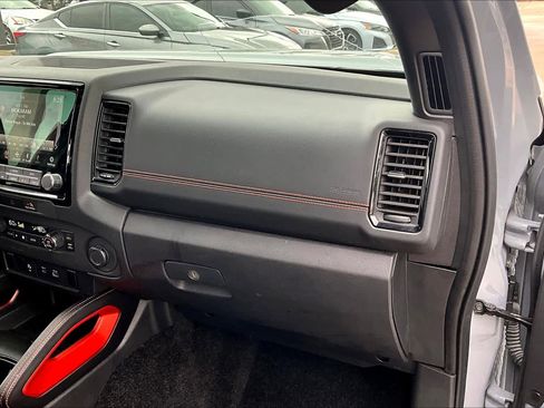 Certified 2023 Nissan Frontier Pro-X w/ Technology Package RWD image 17