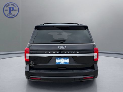 Used 2023 Ford Expedition XLT AWD/4WD image 6
