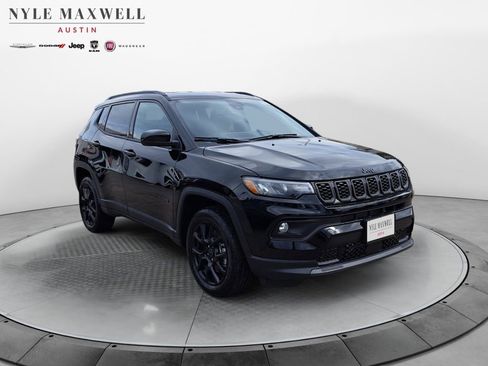 New 2026 Jeep Compass Latitude AWD/4WD image 2