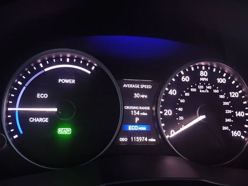 Used 2015 Lexus ES 300h w/ Navigation System Package FWD image 5