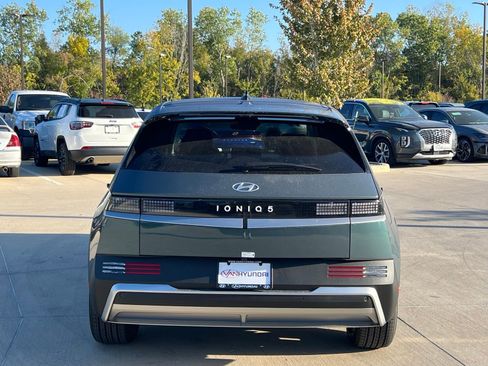 New 2026 Hyundai Ioniq 5 SE image 10