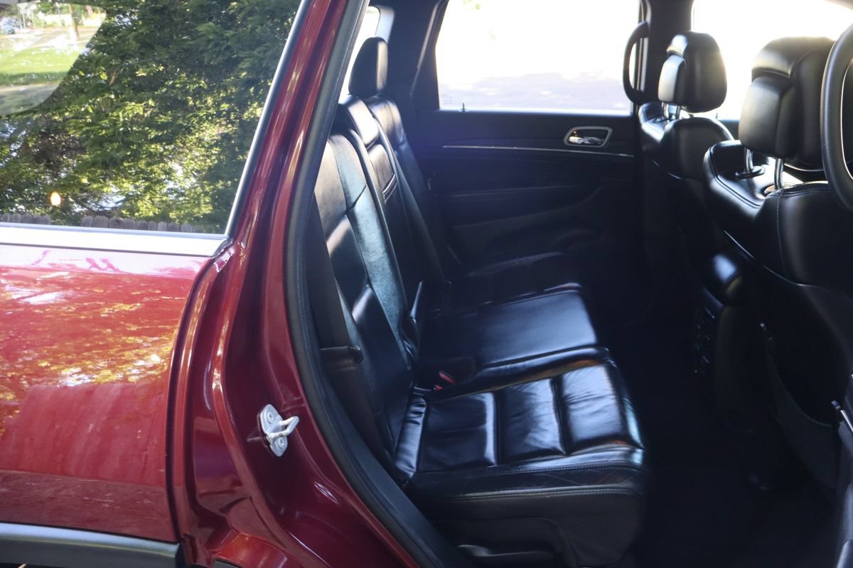Used 2021 Jeep Grand Cherokee Limited AWD/4WD image 21