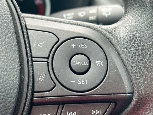 Certified 2024 Toyota RAV4 LE FWD image 17