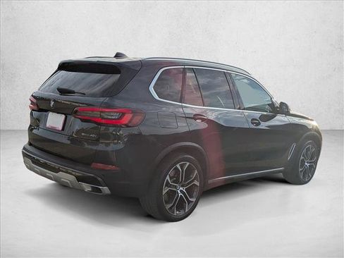 Used 2023 BMW X5 sDrive40i w/ Parking Assistance Package image 5