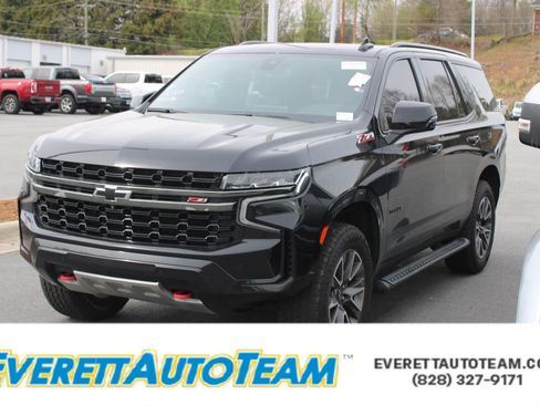 Used 2021 Chevrolet Tahoe Z71 w/ Z71 Signature Package image 1