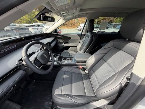 New 2026 Lincoln Nautilus Reserve image 15