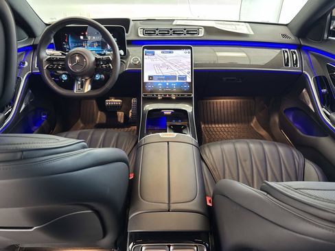 Used 2025 Mercedes-Benz S 63 AMG S image 8