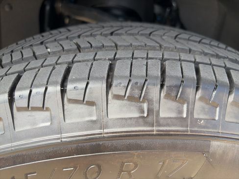 Used 2025 Ford F150 XL RWD image 10