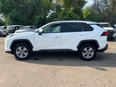 Used 2025 Toyota RAV4 XLE FWD image 3