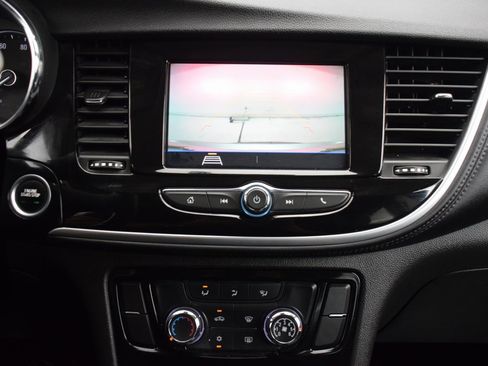 Used 2022 Buick Encore Preferred w/ Safety Package image 29