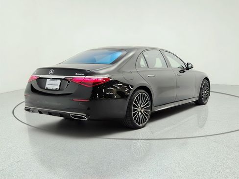 Certified 2023 Mercedes-Benz S 580 4MATIC Sedan image 5