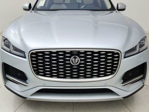 Used 2021 Jaguar F-PACE S image 8