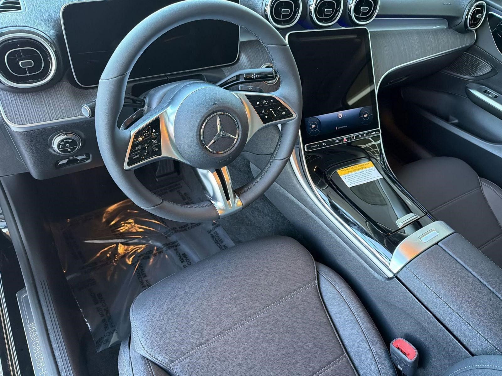 Used 2026 Mercedes-Benz C 300 4MATIC Sedan image 4
