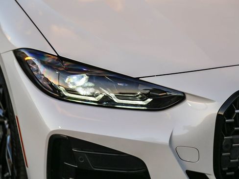 Used 2023 BMW M440i Coupe w/ Premium Package image 12